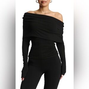NAKED OFF THE SHOULDER BLACK TOP SIZE S